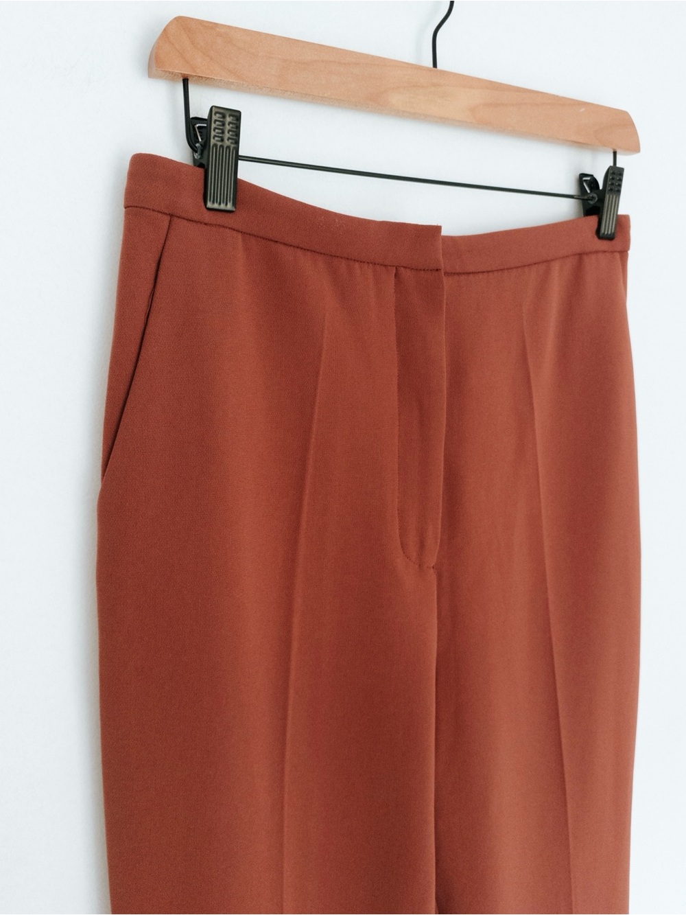 Aritzia Babaton Atelier Crop Pant Rust - Size 6 - Picture 3 of 8